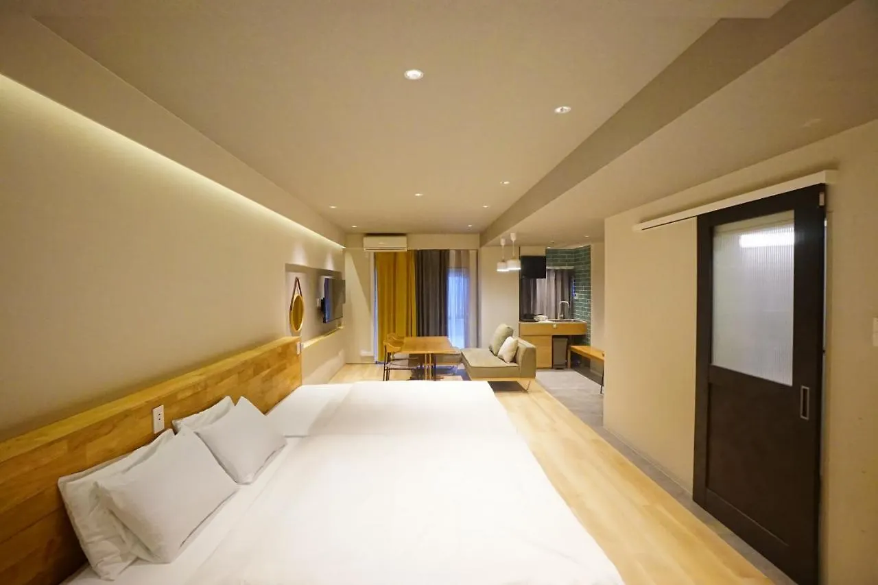 Namba Hara Apartment Osaca
